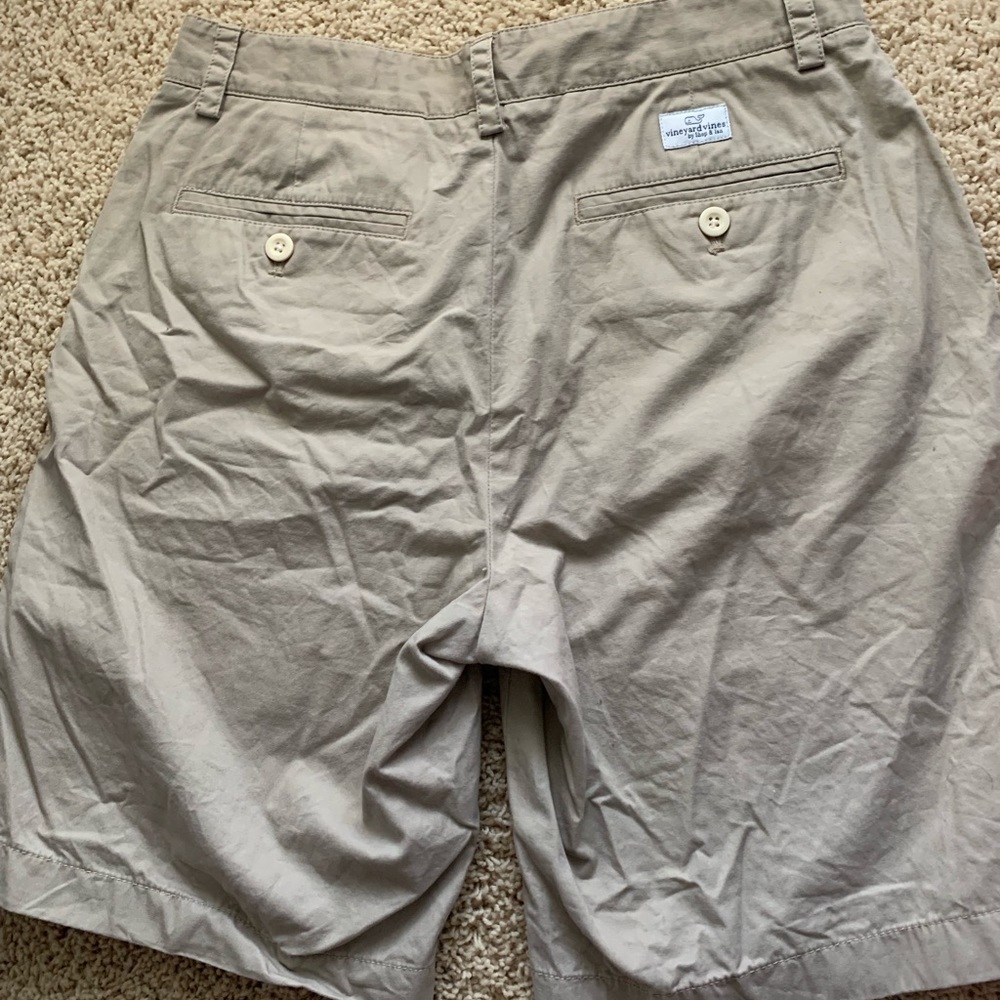 Vineyard Vines Khaki shorts men’s 30”